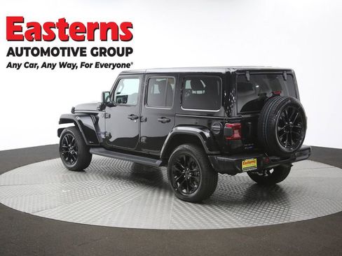 Used 2025 Jeep Wrangler Unlimited Sahara AWD/4WD image 65