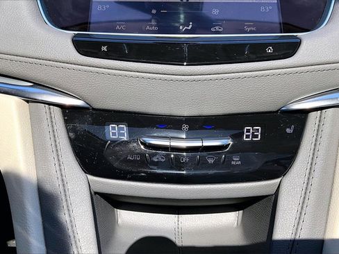 Used 2024 Cadillac XT5 Premium Luxury image 18