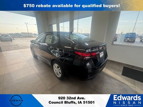 New 2025 Nissan Versa S w/ Trunk Package FWD image 7