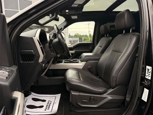 Used 2022 Ford F250 Lariat w/ Lariat Ultimate Package AWD/4WD image 18