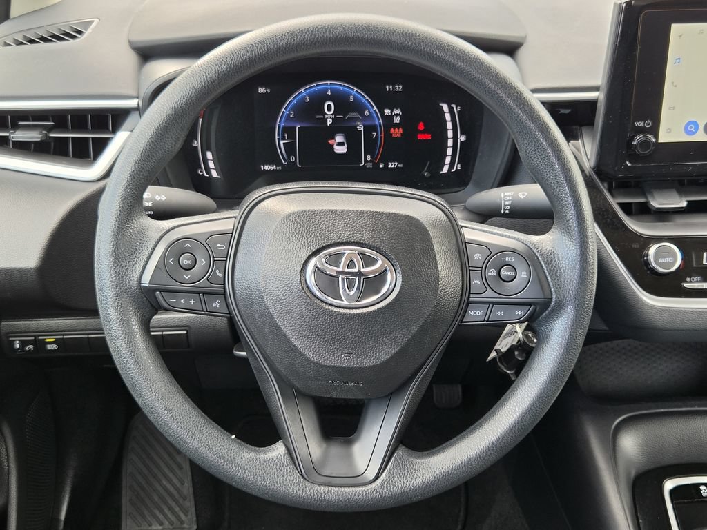 Used 2026 Toyota Corolla LE FWD image 15