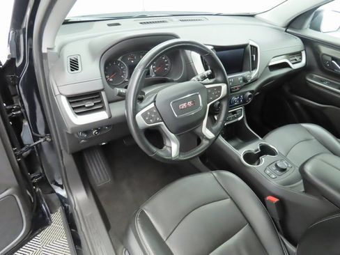 Used 2023 GMC Terrain SLT AWD/4WD image 9