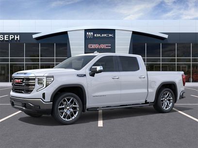 New 2026 GMC Sierra 1500 SLT w/ SLT Premium Package