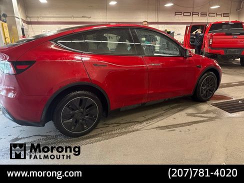 Used 2023 Tesla Model Y Long Range AWD/4WD image 3