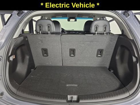 Certified 2023 Chevrolet Bolt LT FWD image 27