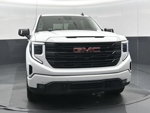 Used 2024 GMC Sierra 1500 Elevation w/ Elevation Premium Package AWD/4WD image 33