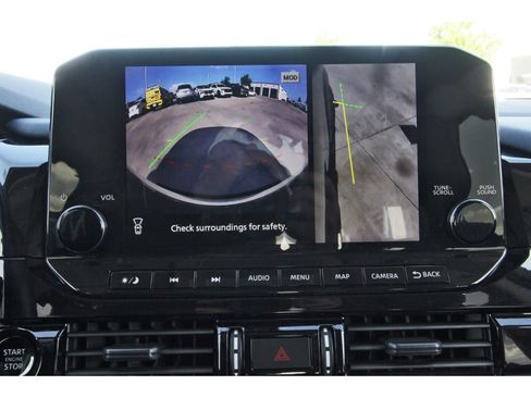 Certified 2025 Nissan Pathfinder SL w/ SL Premium Package FWD image 27