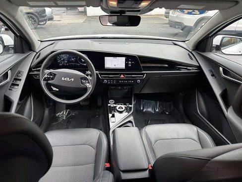 Used 2024 Kia Niro Wind image 13