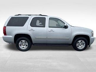Used 2013 Chevrolet Tahoe LT w/ Luxury Package video 2