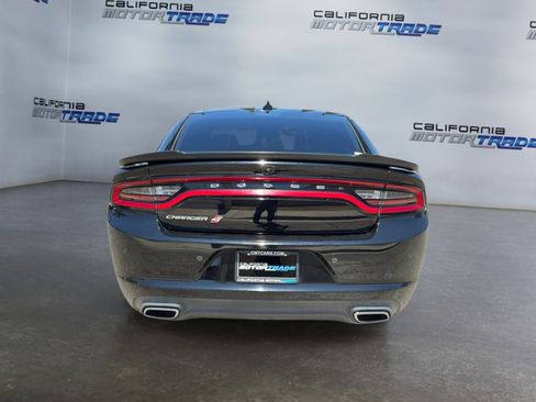 Used 2018 Dodge Charger GT AWD/4WD image 6