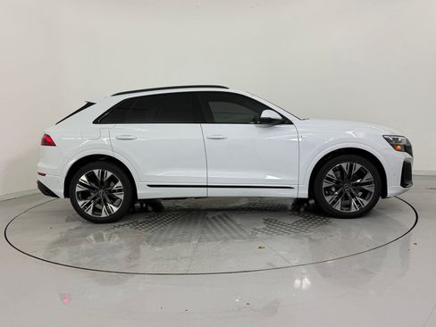 New 2026 Audi Q8 Premium Plus image 8