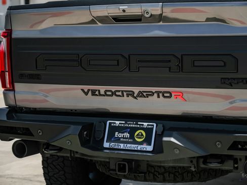 Used 2025 Ford F150 Raptor w/ Equipment Group 803A Raptor R AWD/4WD image 17