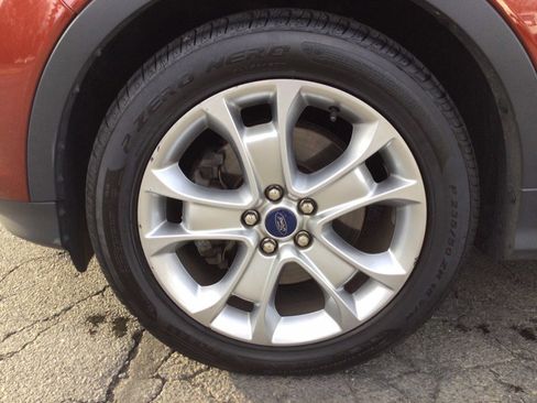 Used 2016 Ford Escape Titanium image 28