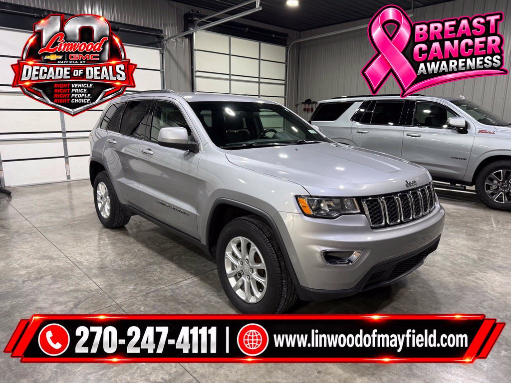 Used 2021 Jeep Grand Cherokee Laredo AWD/4WD image 1