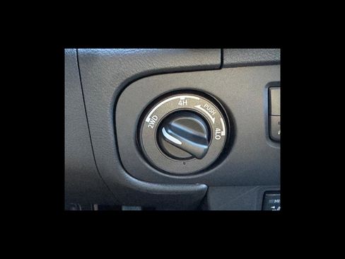 New 2026 Nissan Frontier SV image 26