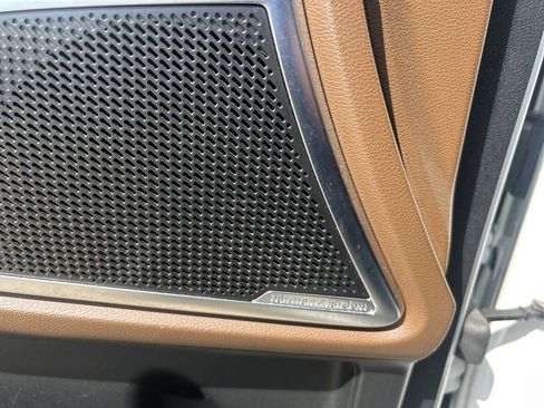 Certified 2020 Kia Telluride SX w/ SX Prestige Package image 27