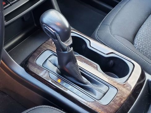 Certified 2022 GMC Canyon Elevation w/ Trailering Package image 26