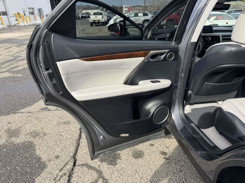 Used 2019 Lexus RX 350 AWD w/ Navigation Package image 39