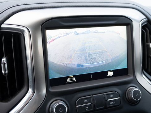 Used 2021 Chevrolet Silverado 3500 LT w/ Convenience Package image 4