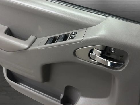 Used 2019 Nissan Frontier SV RWD image 16