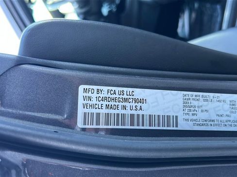 Used 2021 Dodge Durango Citadel w/ Premium Entertainment Group image 59