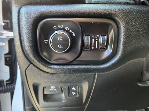 Used 2022 RAM 1500 Laramie image 36