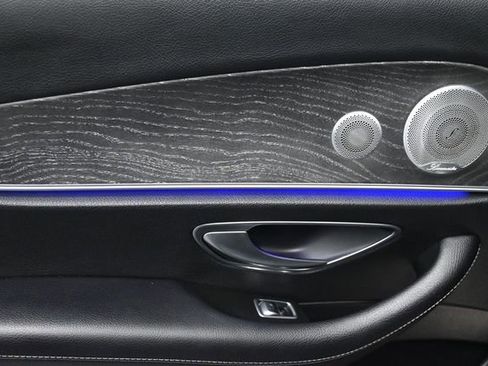 Used 2021 Mercedes-Benz E 350 Sedan image 9