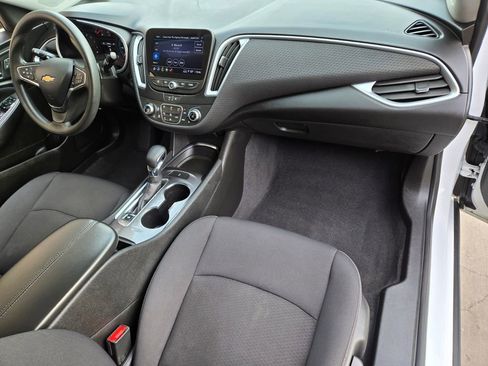 Used 2023 Chevrolet Malibu LT image 20