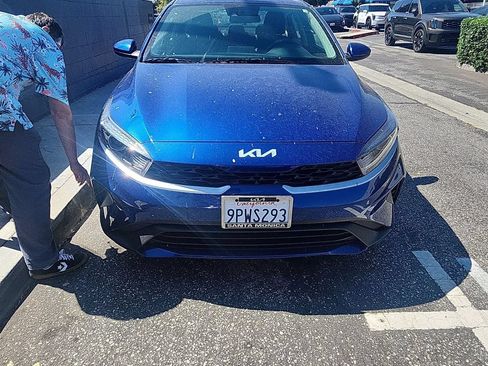 Used 2024 Kia Forte LXS FWD image 4