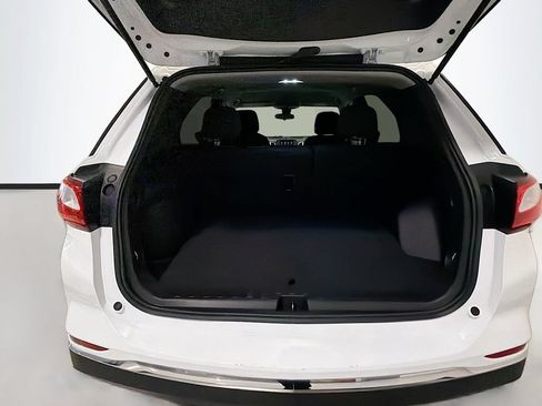 Used 2021 Chevrolet Equinox LT FWD image 26