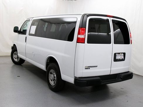 Used 2020 Chevrolet Express 2500 LS w/ Driver Convenience Package image 9