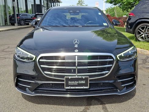 Certified 2022 Mercedes-Benz S 500 4MATIC image 2