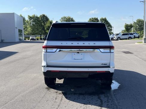 Used 2024 Lincoln Navigator Black Label AWD/4WD image 4