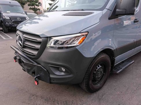 Used 2023 Mercedes-Benz Sprinter 2500 image 11