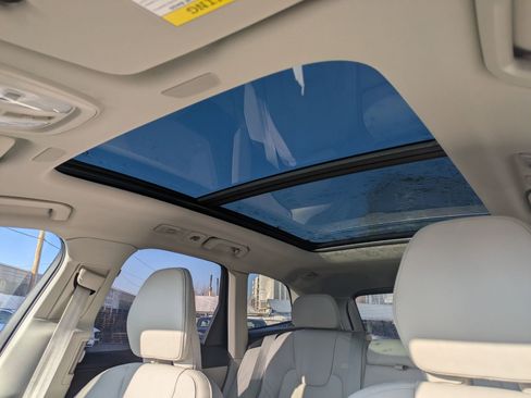 New 2026 Volvo XC60 B5 Ultra w/ Protection Package Premier image 15