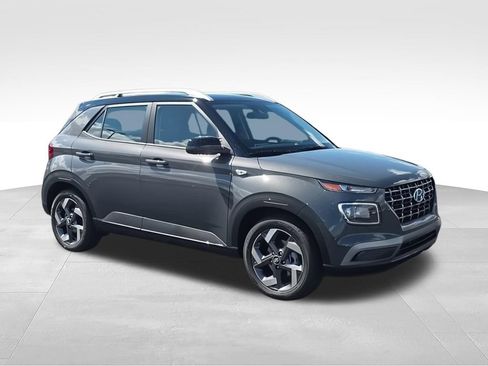 New 2026 Hyundai Venue SEL FWD image 2