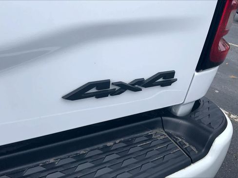 Used 2025 RAM 2500 Big Horn AWD/4WD image 10