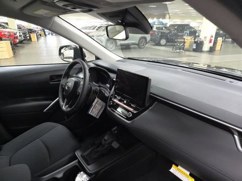 New 2026 Toyota Corolla Cross LE AWD/4WD image 9
