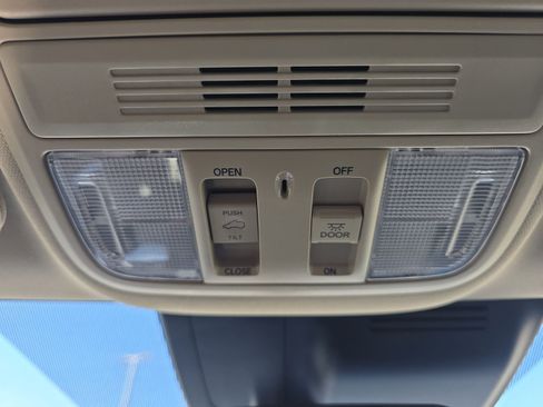 Used 2021 Honda CR-V EX image 26