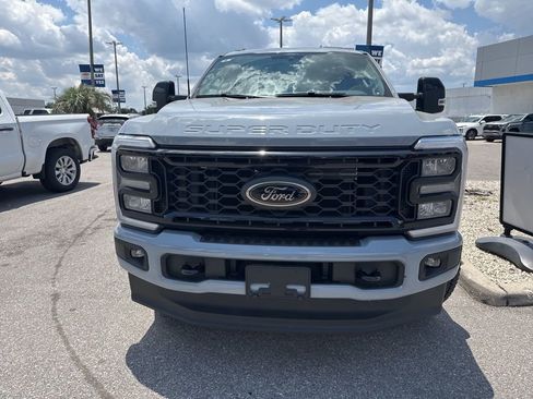 Used 2026 Ford F250 Lariat w/ Black Appearance Package AWD/4WD image 2