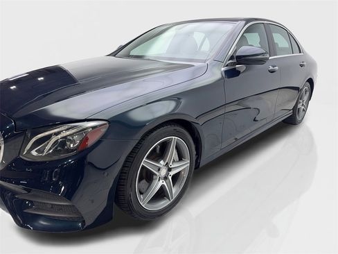 Used 2017 Mercedes-Benz E 300 image 11
