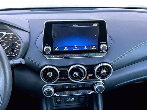 Used 2024 Nissan Sentra SV image 6