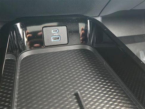 Used 2021 Ford Mustang Mach-E California Route 1 image 18