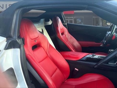 Used 2017 Chevrolet Corvette Stingray Convertible RWD image 27
