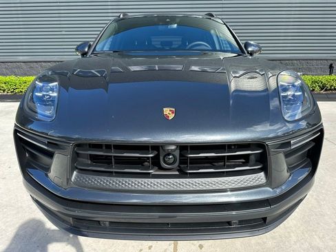 Used 2026 Porsche Macan AWD/4WD image 8