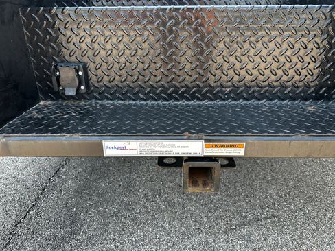 Used 2024 GMC Sierra 3500 Pro w/ Convenience Package image 10