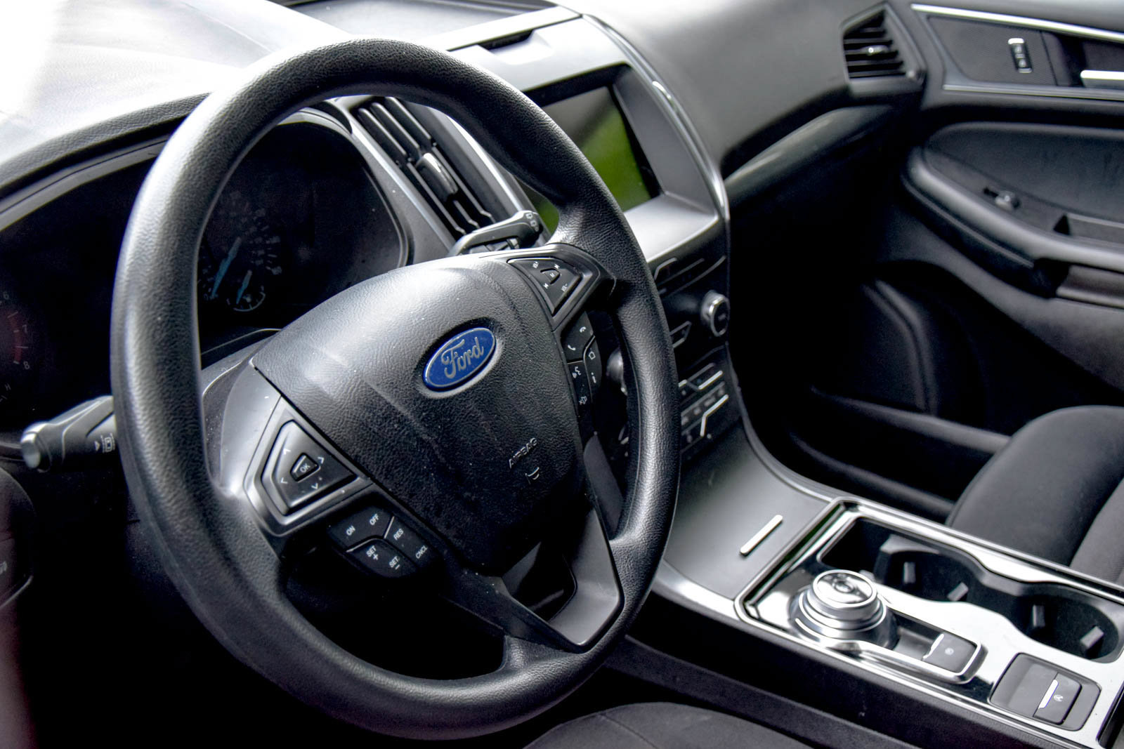 Used 2020 Ford Edge SE AWD/4WD image 21