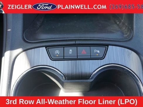 Used 2023 GMC Acadia SLT w/ Preferred Package AWD/4WD image 24