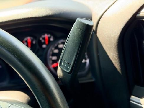 Used 2021 Chevrolet Silverado 1500 Custom Trail Boss w/ LPO, Dark Essentials Package image 11