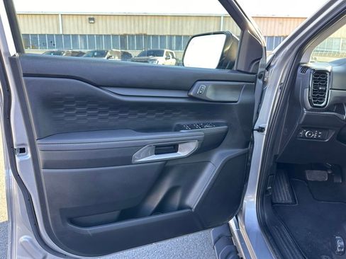 Used 2024 Ford Ranger XLT w/ FX4 Off-Road Package image 13